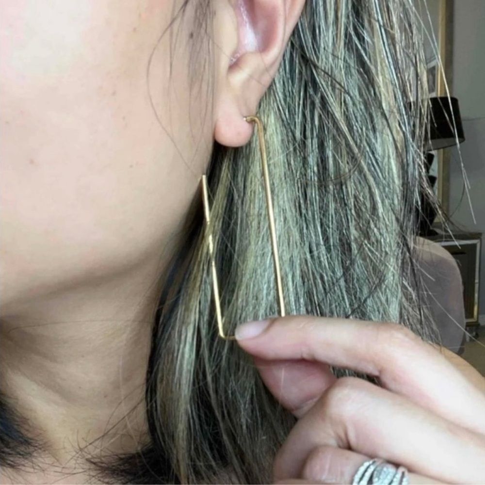 Y2K Gold Filled Geometric Huggie Hoop Minimalist Boujee Earrings - Picture 6 of 8